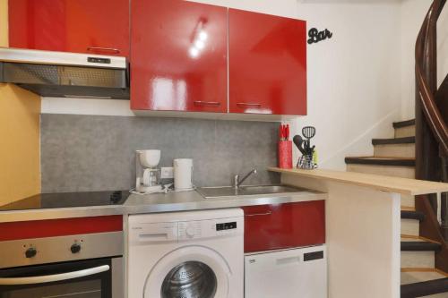 Maison de vacances City house #Tours #Prebendes #Atypique 52 Rue Roger Salengro, 37000 Tours, France Tours