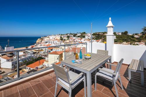 Claire's Beach House Carvoeiro portugal