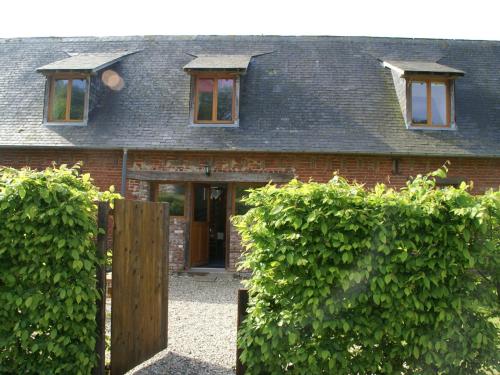 Maison de vacances Classic Cottage in Le Bourg Dun with Garden  Le Bourg-Dun