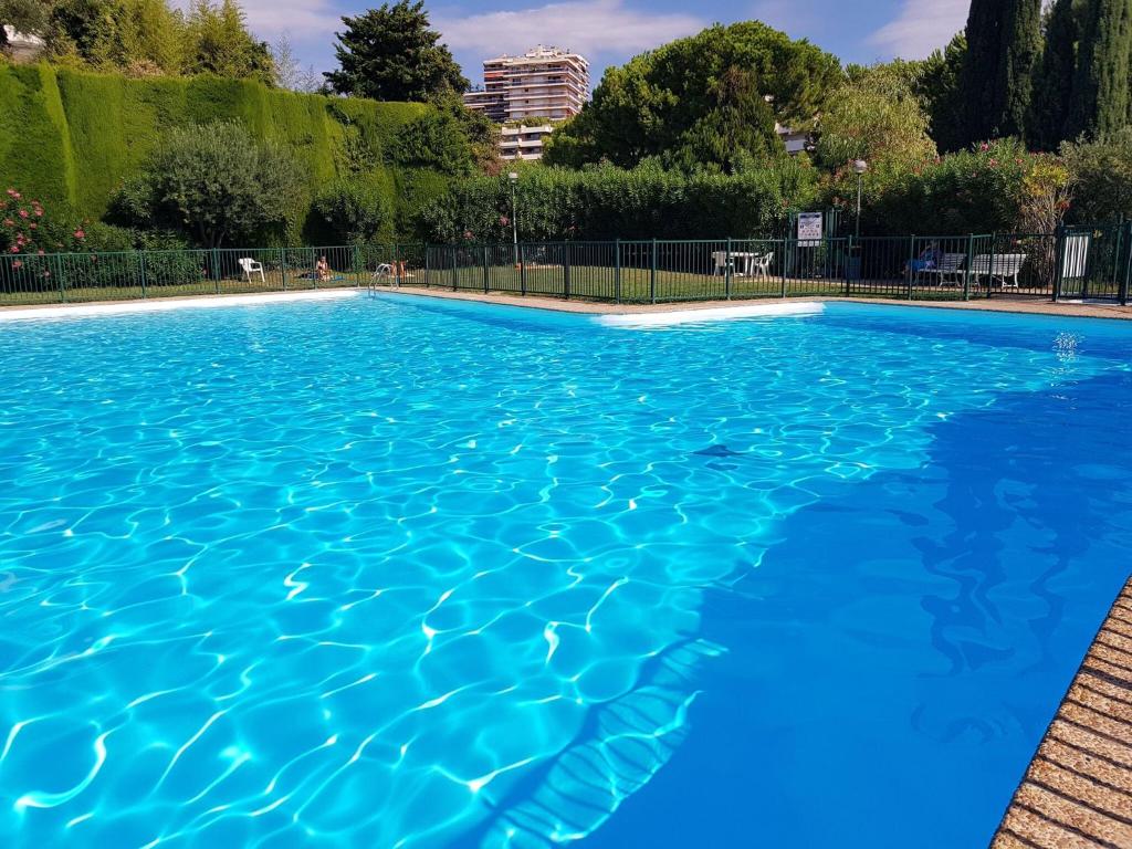 Villa Classy Apartment in Nice with pool and private parking place , 06000 Nice