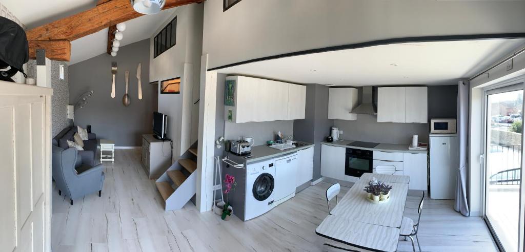 Appartement Clos du Cardinal avec piscine 500 Avenue des Sorgues, 84800 LʼIsle-sur-la-Sorgue