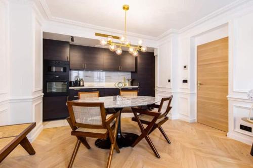 Appartement CMG Lafayette - Gare de l'Est 142 Rue la Fayette Paris