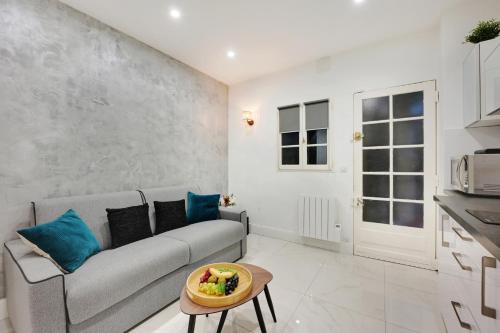 Appartement CMG - LE MARAIS/SAINT ANTOINE 90 Rue Saint-Antoine Paris