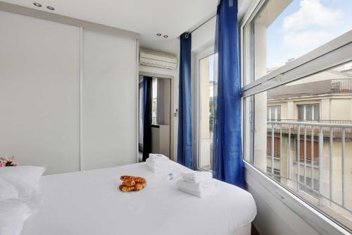 Appartements CMG Résidence Saint Lazare 5 Rue Joseph Sansboeuf Paris