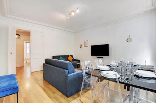 Appartement CMG - Superbe appartement 10P/3BR- Gare de l Est 47 Boulevard de Magenta Paris