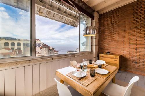 COAST KEYWEEK Duplex apartment in the city center with sea view Biarritz france