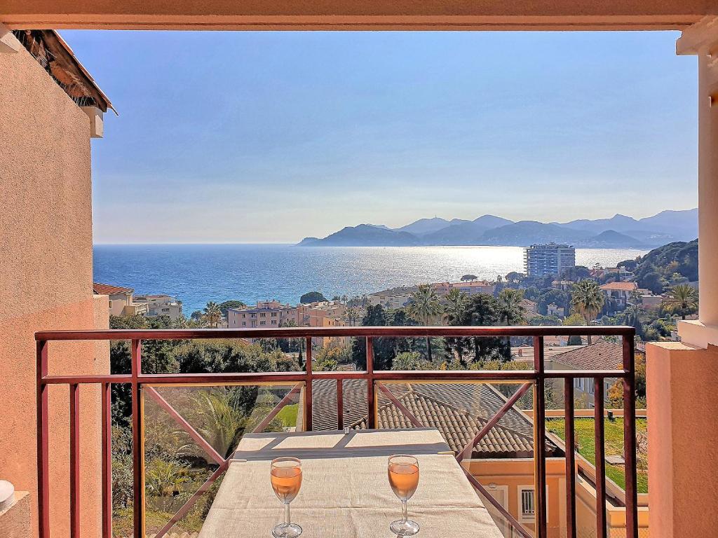 Appartement Cocon cannois 33 Avenue Amiral Wester Wemyss, 06150 Cannes