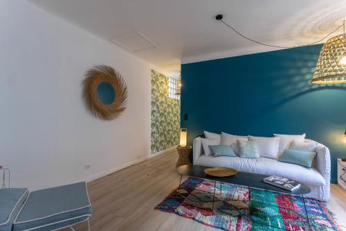 Maison de vacances COCOON KEYWEEK Holiday House with lovely patio in Biarritz city center André Lamandé 4 bis Biarritz