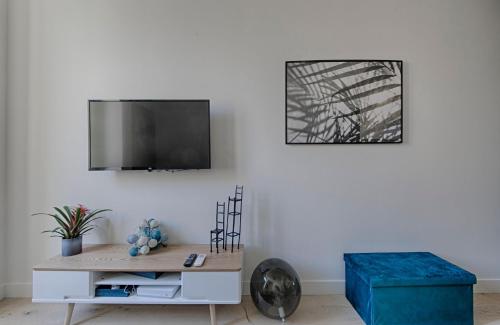 Appartement Cocooning & Modern studio - City Break - Garibaldi Boite aux lettres NOSAL 14 Avenue Saint-Jean-Baptiste Nice