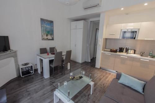 Appartement Coeur de Cannes - 5mn Croisette Palais - Terrasse et Parking 2 Rue Jean Goujon Cannes