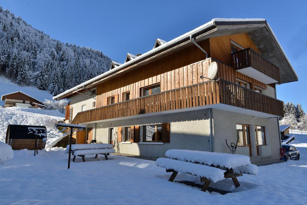 Appartement Coeur de Charmy 1812 Rte de Charmy L’Envers, 74360 Abondance