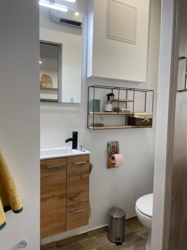 Appartement Coeur de Nîmes - Beau studio de qualité 12 Rue de Générac Nîmes