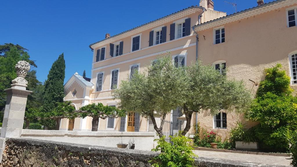 Appartement Coeur de Provence Route de Montmeyan, 83670 Tavernes