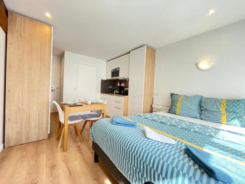 Appartements Coeur Massy - RER Massy Verrière 6 min - bus gare TGV 18 bis rue Gambetta Massy