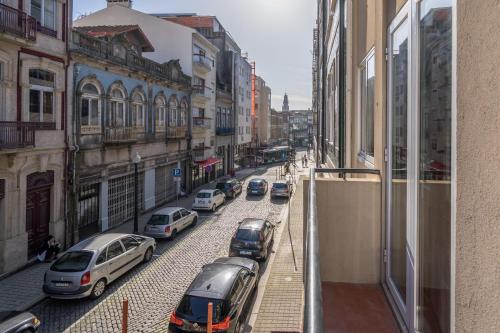 Appartement Colorful Bright Flat with Balcony by Host Wise 107 Rua de José Falcão 1F Porto