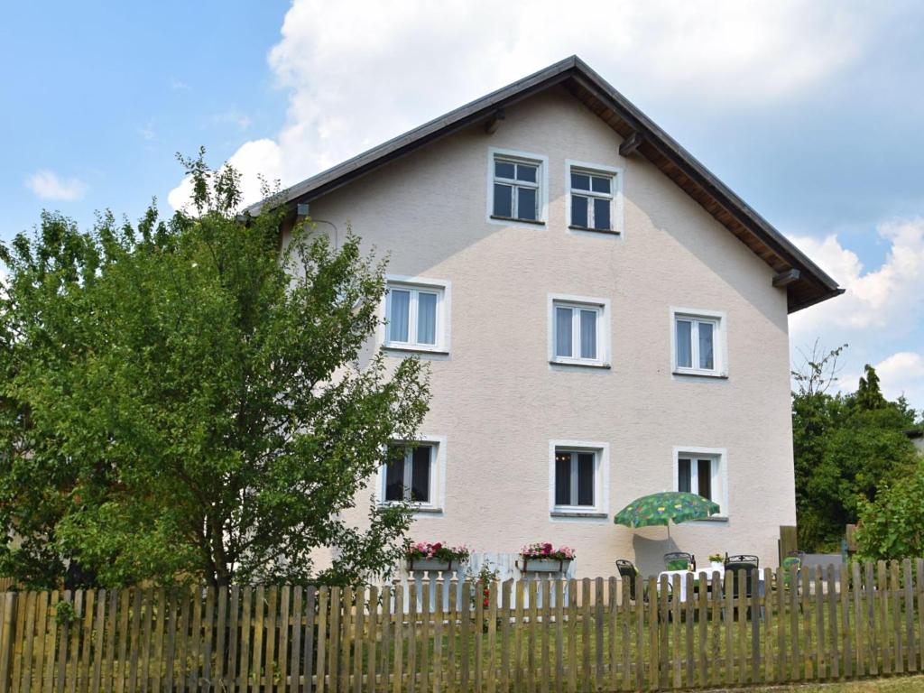 Maison de vacances Comfortable Holiday Home in Arnschwang with Private Garden , 93473 Arnschwang