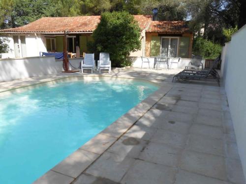 Maison de vacances Comfortable Holiday Home in Fayence with Private Swimming Pool  Fayence