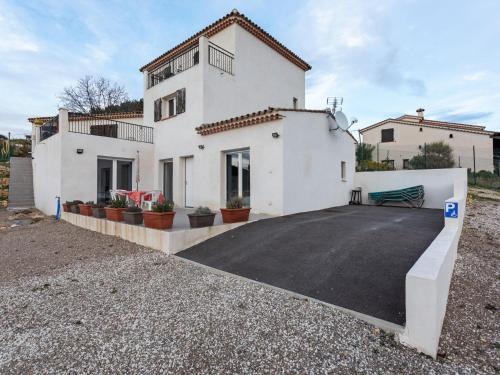 Maison de vacances Comfortable Home in Drap with swimming pool 15 km from Nice  Drap