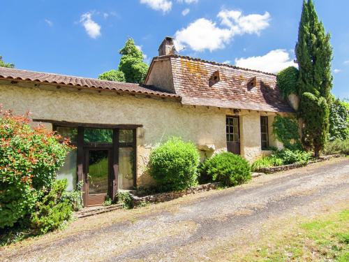 Comfy Holiday Home in Bourgnac with Swimming Pool Bourgnac france