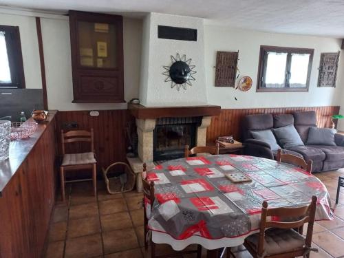Maison de vacances Comme chez soi 15 Rue Charles Chanlon Saint-Yorre