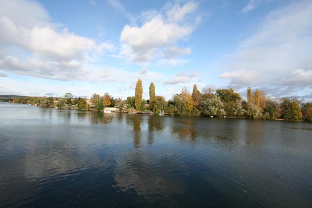 Maison de vacances Comme un Poisson dans l'Eau 51 quai de Seine, 78670 Villennes-sur-Seine