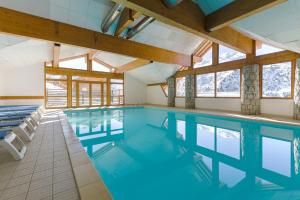 Skissim Select - Chalets Le Grand Panorama II 3* by Travelski