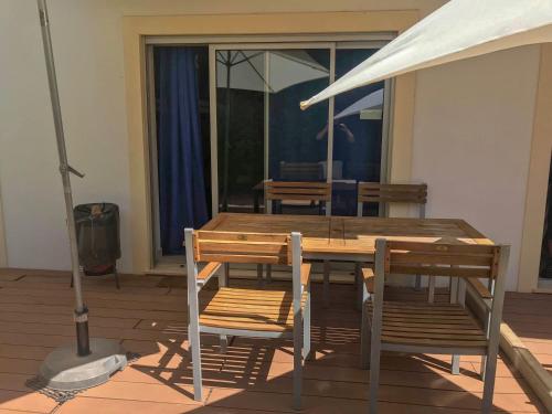 Appartement Condomínio Olhos D'água T1 - Praia, sol e felicidade R. do Eucalipto , BI A R/C C Olhos de Água