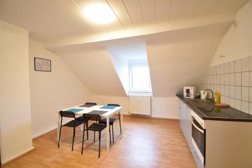 Appartement Core Rooms - Apartment Essen Schönebeck 234 Heißener Straße Dachgeschoss Essen