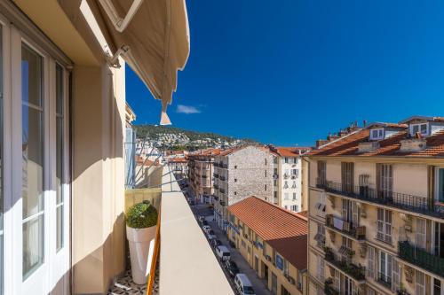 Cosy 1 Bdr near Garibaldi Square - Top Floor & AC Nice france