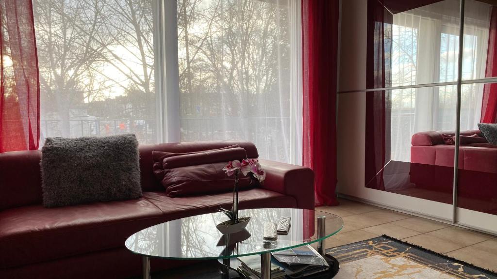 Maison de vacances Cosy 3 Zimmer Whg incl großer Wohnküche, Smart TV, WLAN, Eutelsat & Astra Satelliten TV, viele Parkplätze vorhanden, Flörsheim Weilbach, zwischen Frankfurt und Wiesbaden an A66 und A3 22 Am Alten Bach, 65439 Flörsheim am Main