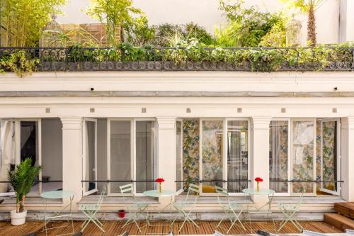 Appartement Cosy 5 bedrooms with patio - Louvre Museum 14 Rue Notre Dame des Victoires Paris