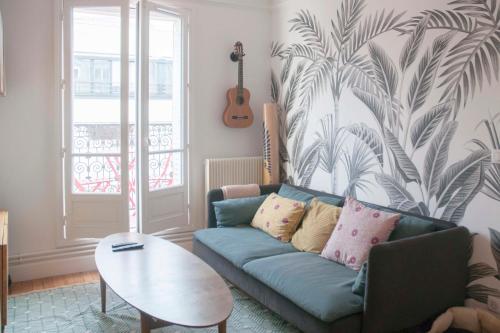 Cosy 50m With Balcony Near Tour Eiffel ! Paris france