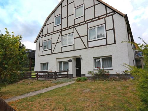 Cosy apartment in Marsberg in the Sauerland with terrace and garden Helminghausen allemagne