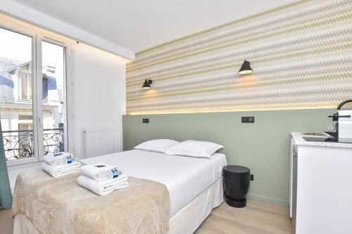 Appartement Cosy Bedroom - Tour Eiffel Champs de Mars 7A 75 rue de Javel Paris