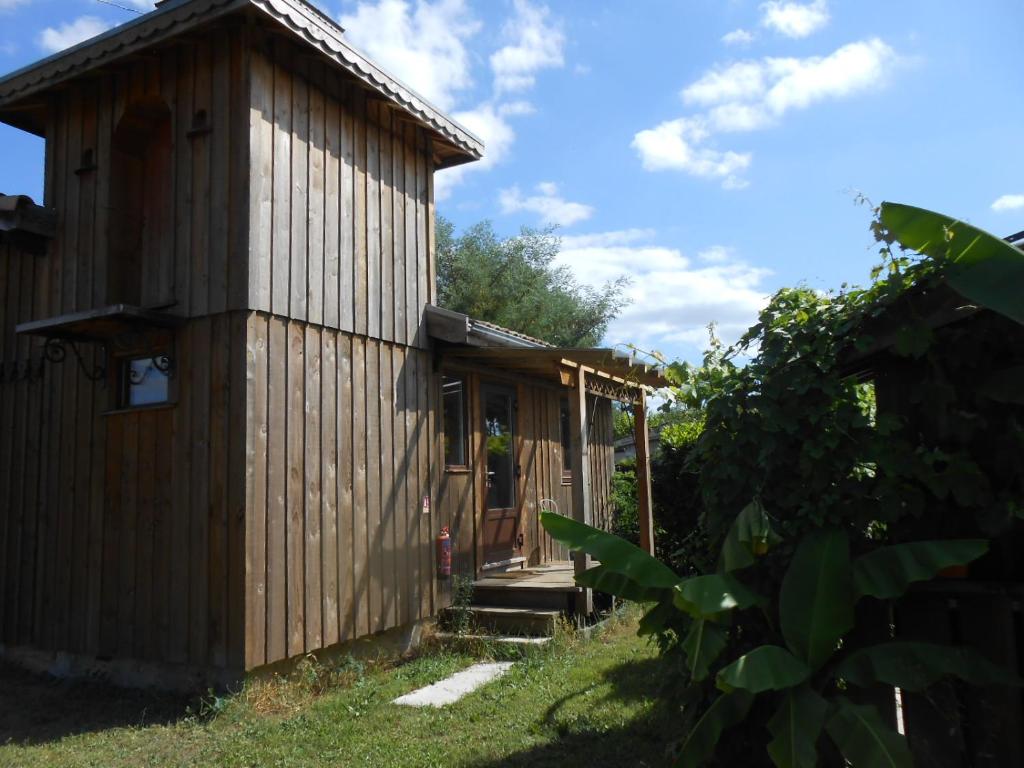 Appartement Cosy Cottage Yucca 22 Avenue de l'Esteyrolle, 33650 Saint-Médard-dʼEyrans