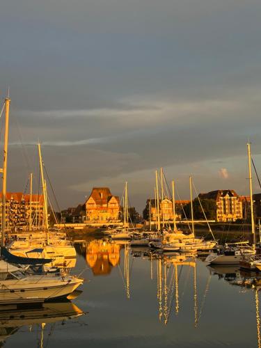 Cosy Dupleix Marina Deauville Deauville france