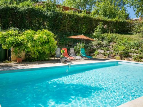 Cosy gite with private pool in beautiful surroundings Saint-Martin-le-Redon france