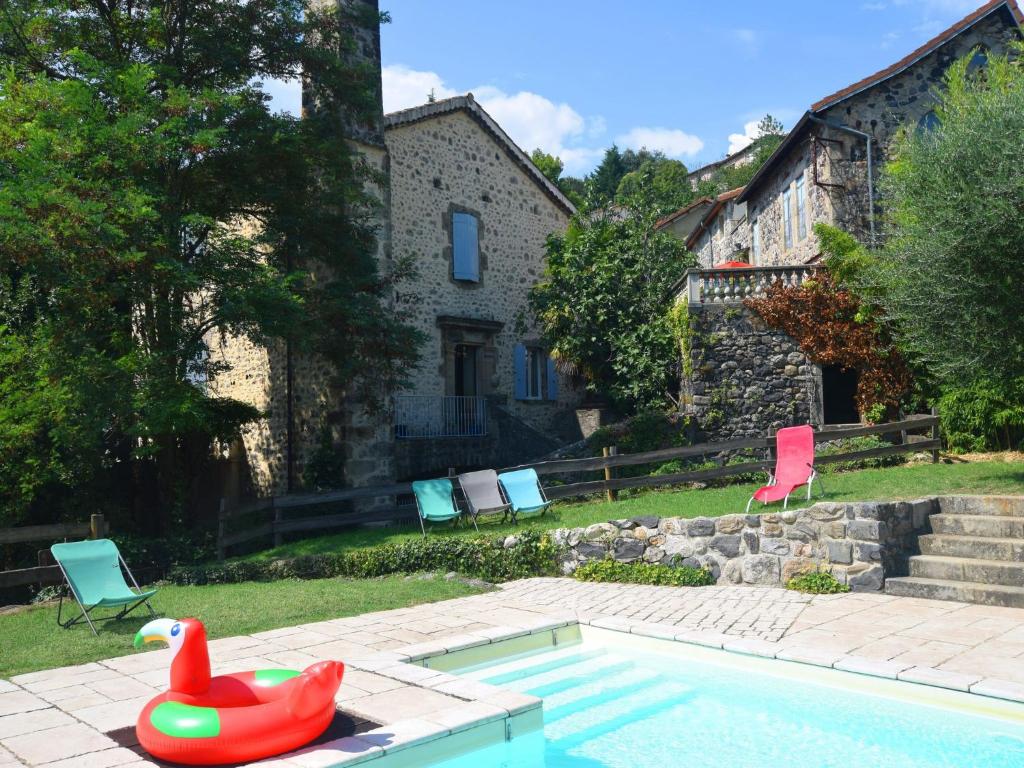 Maison de vacances Cosy Holiday Home in Ard che with Swimming Pool , 7381 Fabras