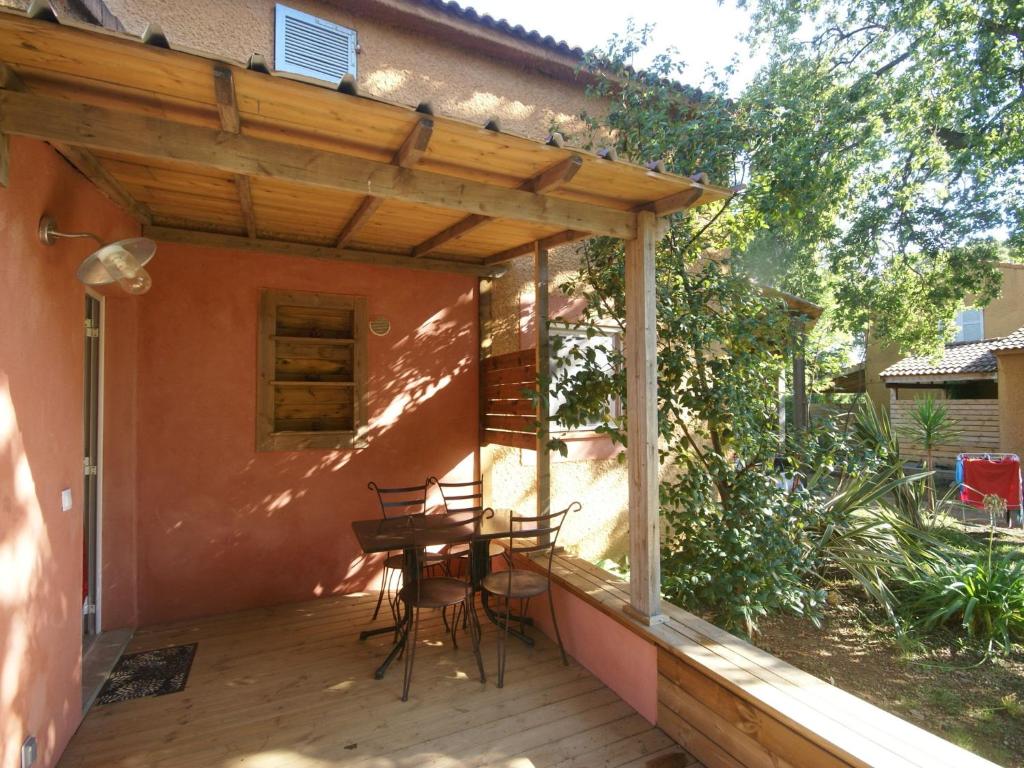 Maison de vacances Cosy Holiday Home in Poggio Mezzana on the Beachside , 20230 Poggio-Mezzana