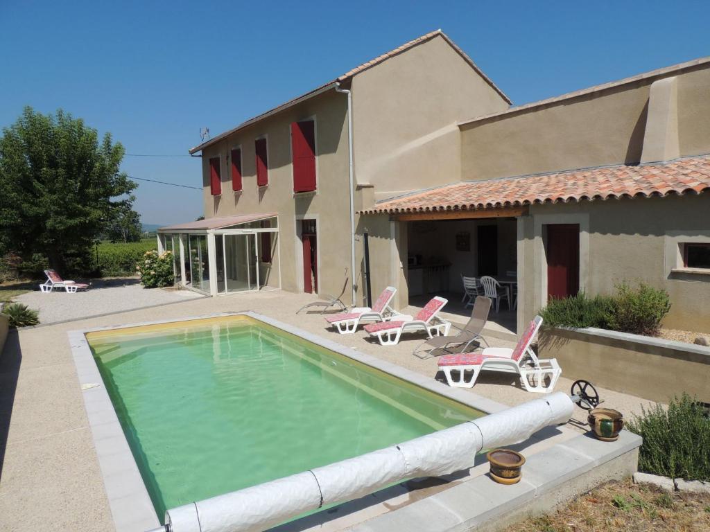 Maison de vacances Cosy Holiday Home in Provence with Swimming Pool , 84110 Rasteau