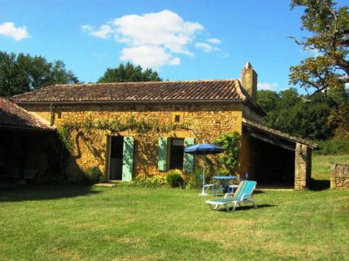 Maison de vacances Cosy Holiday Home in Sainte Croix with Garden  Sainte-Croix-de-Beaumont