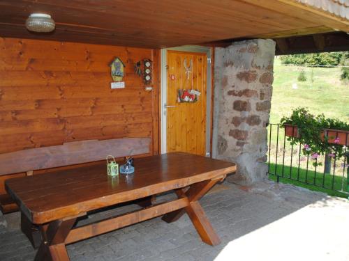 Maison de vacances Cosy Holiday Home in Sankt Georgen with Roofed Terrace  Sankt Georgen im Schwarzwald