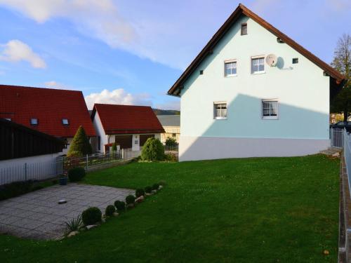 Maison de vacances Cosy holiday home in the Upper Palatinate Forest with a fenced garden and seating corner  Stadlern