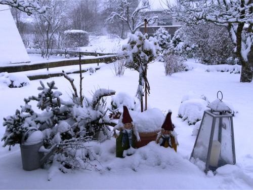 Cosy holiday home with garden in the Sauerland Medebach allemagne