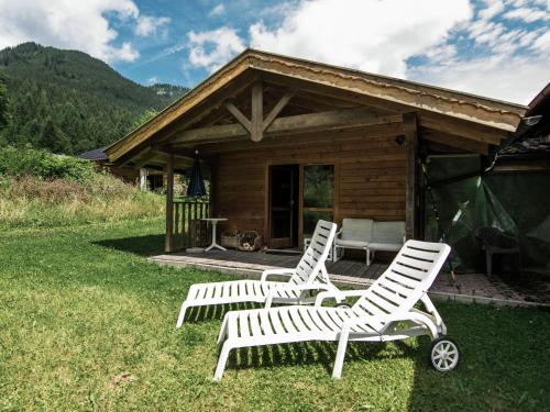 Cosy little holiday home in Chiemgau balcony sauna and swimming pool Ruhpolding allemagne