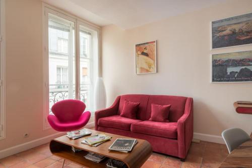 Appartement Cosy & premium apartment near the Louvre & Quartier latin 97 Rue Saint-Honoré Paris