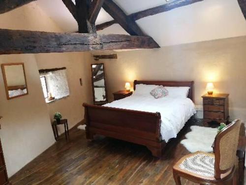 Cosy private cottage Condac france