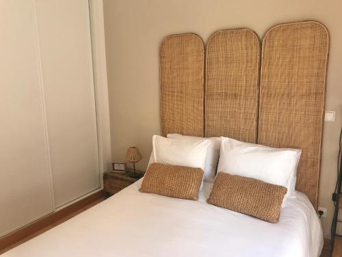 Cosy room with bathroom and private access Sesimbra portugal