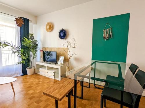 Appartement Cosy Spring -2 CH-Parking Gratuit 21 Rue de Livron Pau