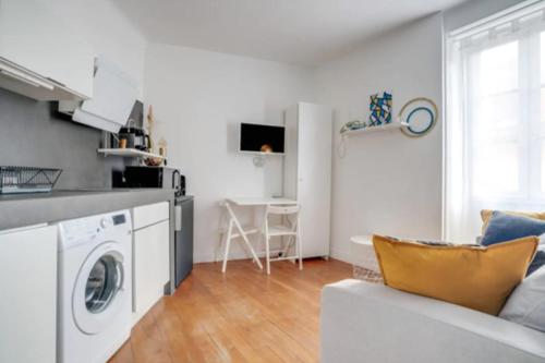 Cosy Studio In The Centre 500m From The Beach Biarritz france